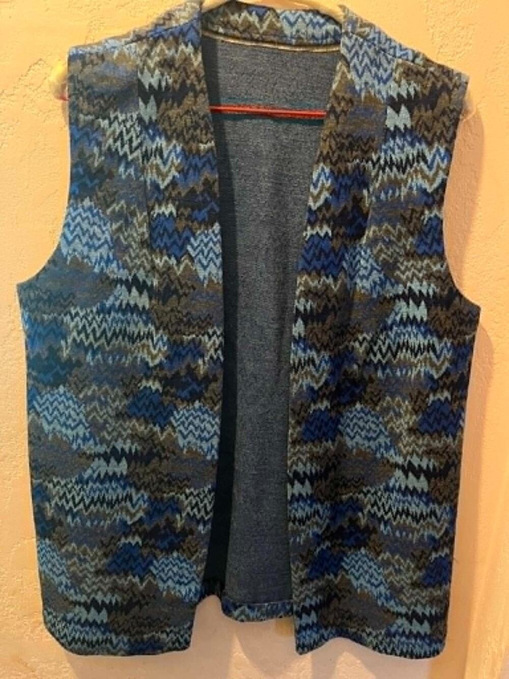 Vintage Vest 1970s Blue Black Zig Zag MOD Festival Medium ish